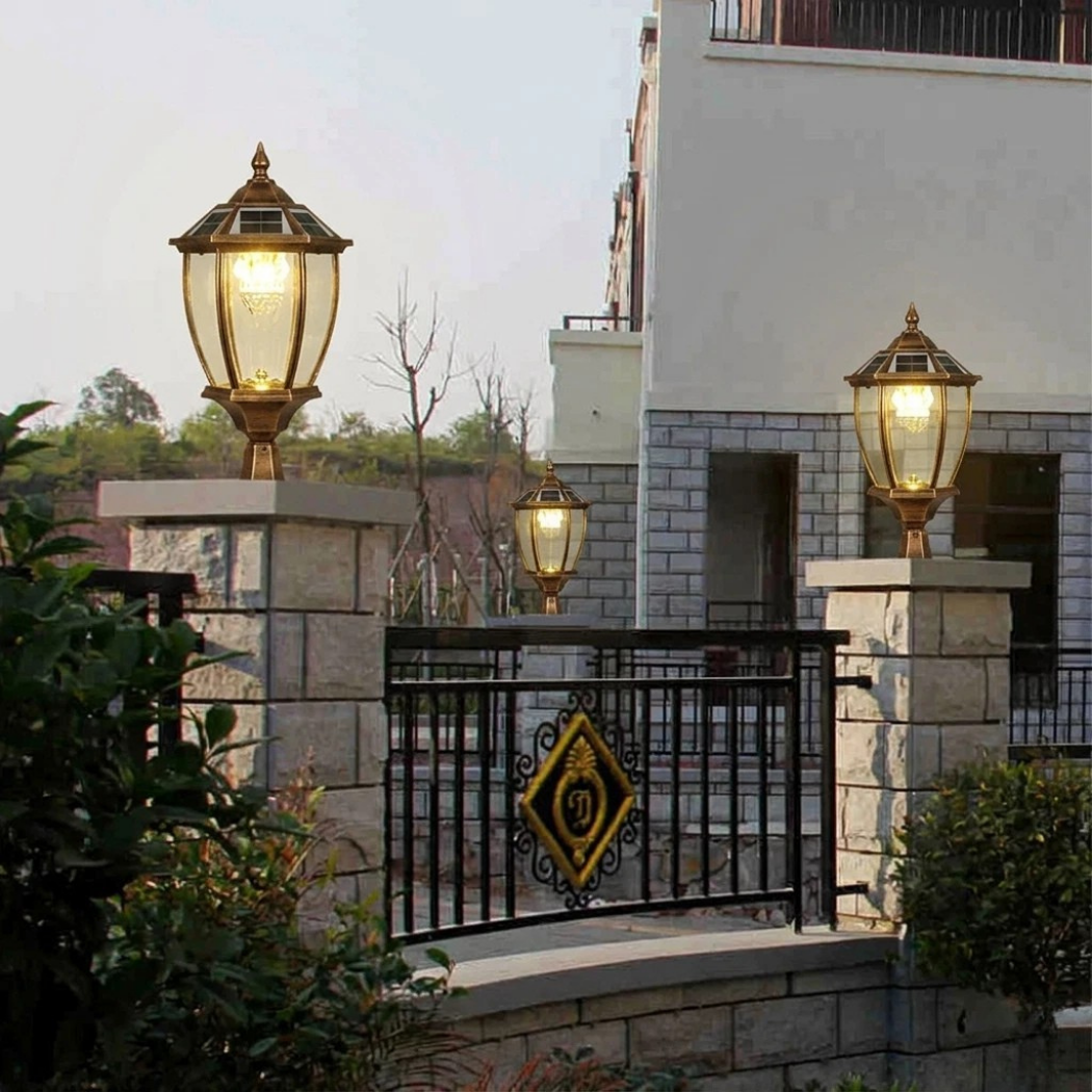 Victorian Solar Pillar Light with Remote – Bronze Die-Cast Aluminium Outdoor Gate & Garden Lantern