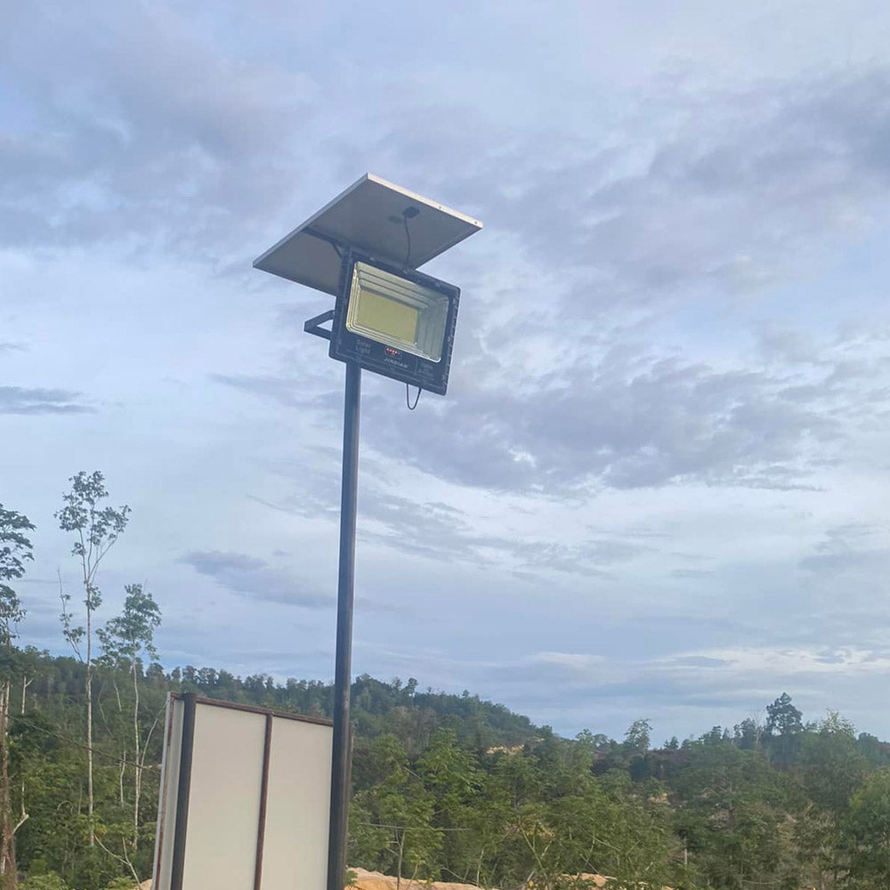 300W LED Solar Flood Light - Ultra Bright, 12-Hour Illumination, Premium-Grade, Tough Build-JD-8300